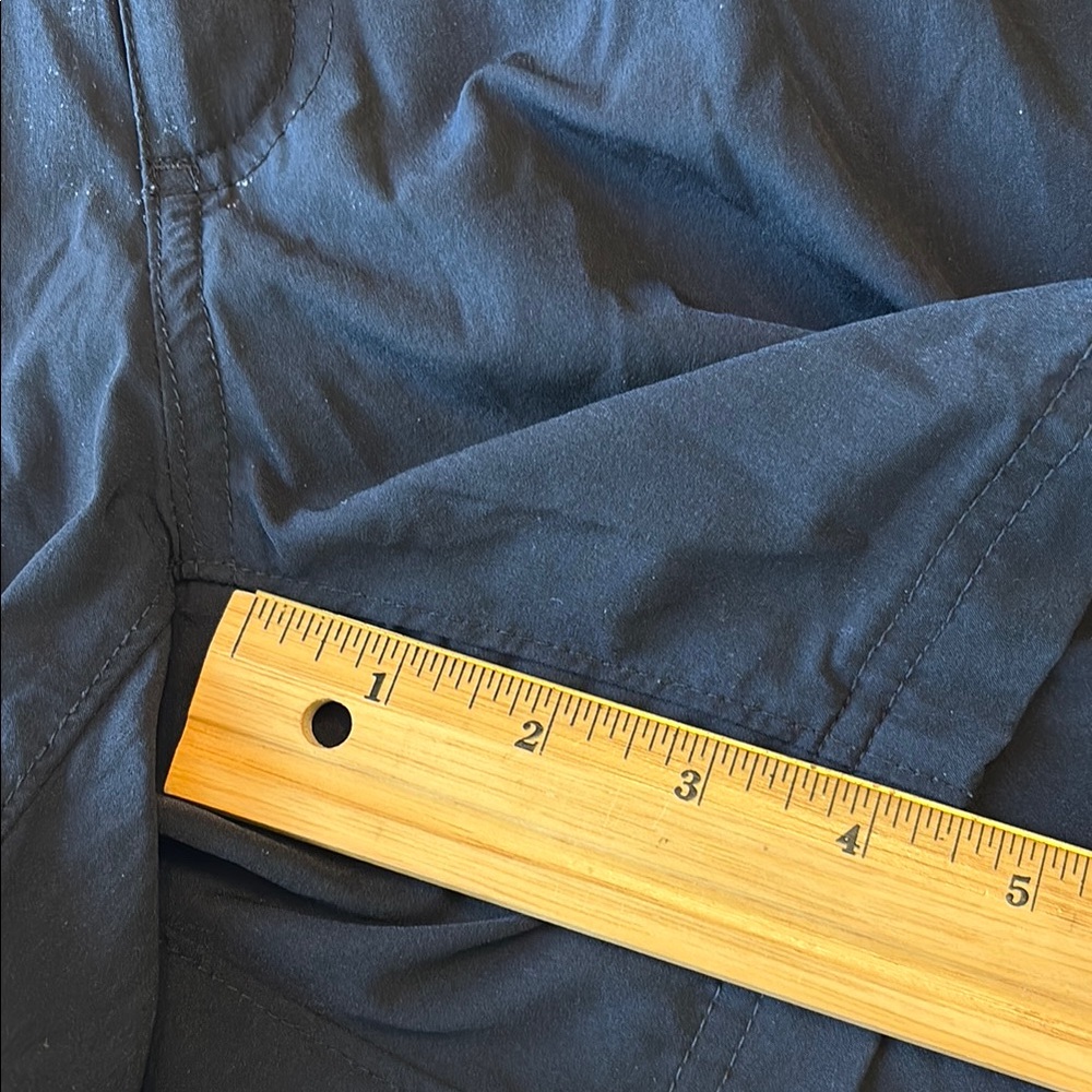 Columbia PGG Black Shorts - Picture 8 of 9